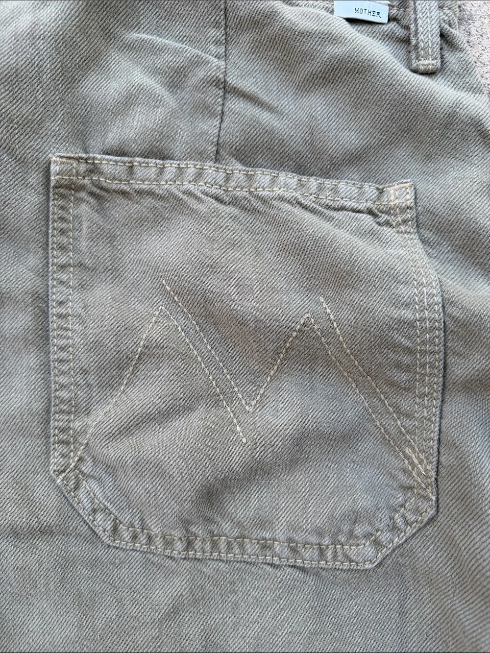 MOTHER The Chute Paperbag Olive Green Linen Blend Short Women's Size 27